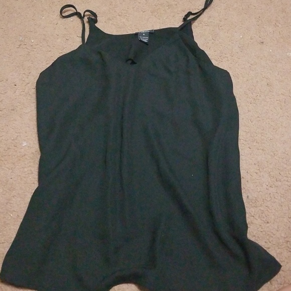 rue 21 top size medium - Picture 1 of 2